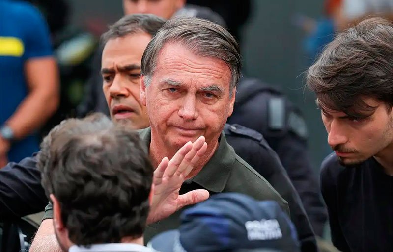 Jair-Bolsonaro-by-Fabio-Rodrigues-Pozzebom